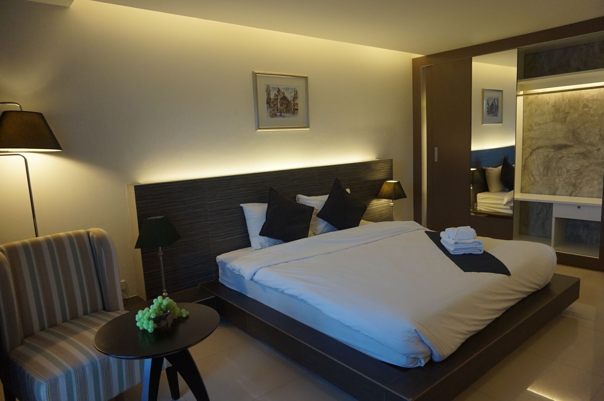 Fortune D Hotel Phitsanulok Exteriör bild
