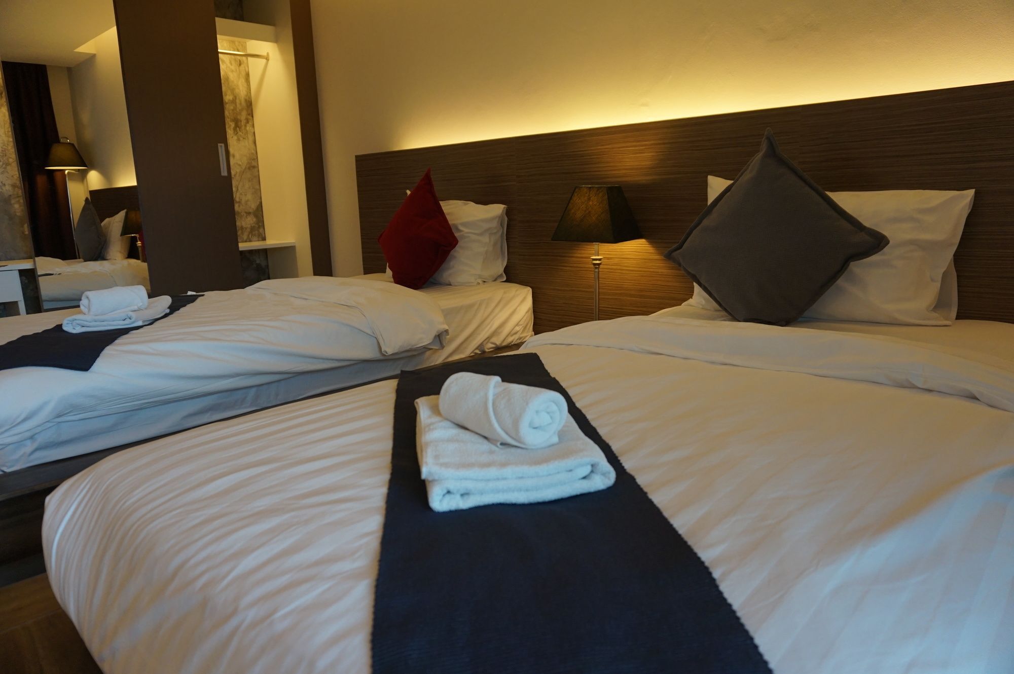 Fortune D Hotel Phitsanulok Exteriör bild